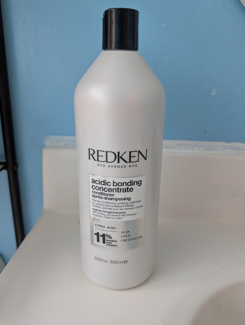 Redken Acidic Bonding Concentrate Conditioner Liter